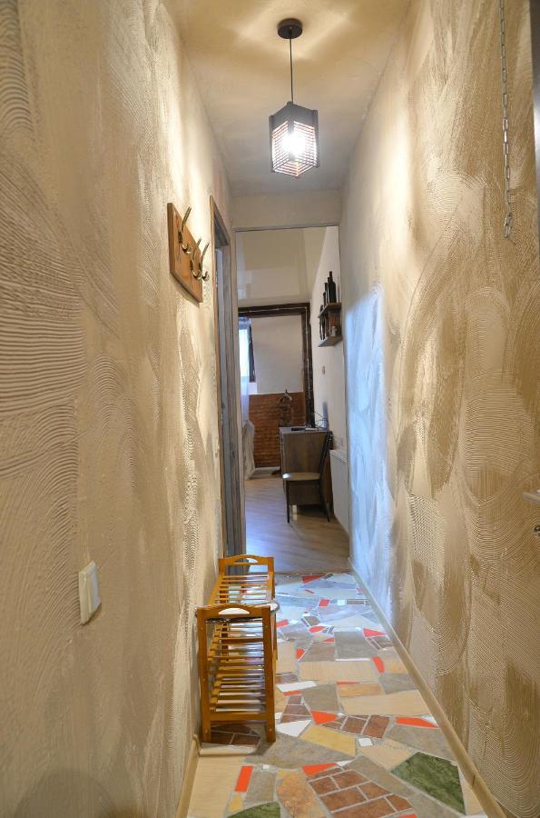 Natia'S Apartment On Dadiani St. 1 第比利斯 外观 照片
